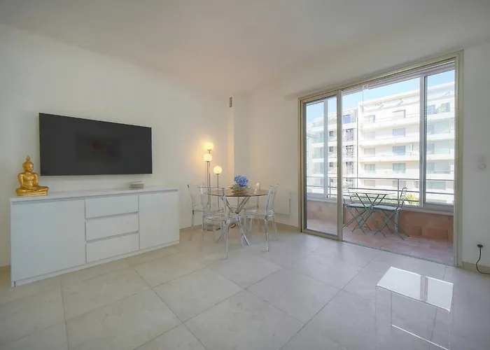 Frgk - 127 Croisette  Modern 40m2 Palm *