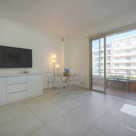 Frgk - 127 Croisette 